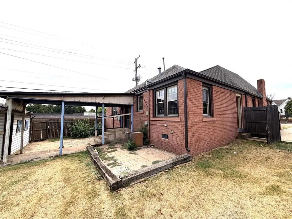 Photo 13 — 2101 NW 27th Street, Oklahoma City, OK 73107