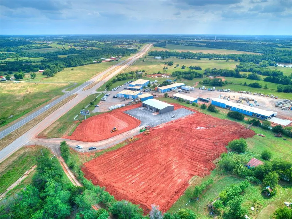 Photo 7 — 5286 NE 33 Highway, Guthrie, OK 73044