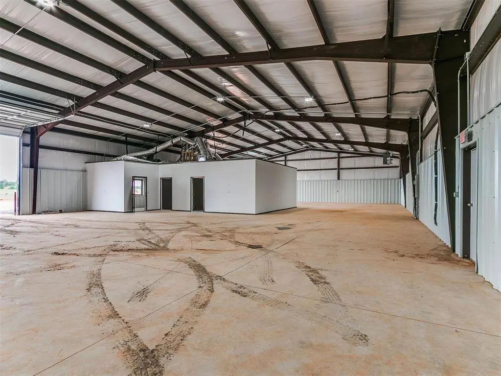 Photo 17 — 5286 NE 33 Highway, Guthrie, OK 73044