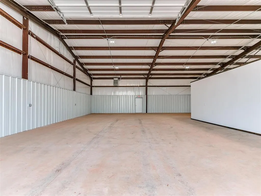 Photo 19 — 5286 NE 33 Highway, Guthrie, OK 73044