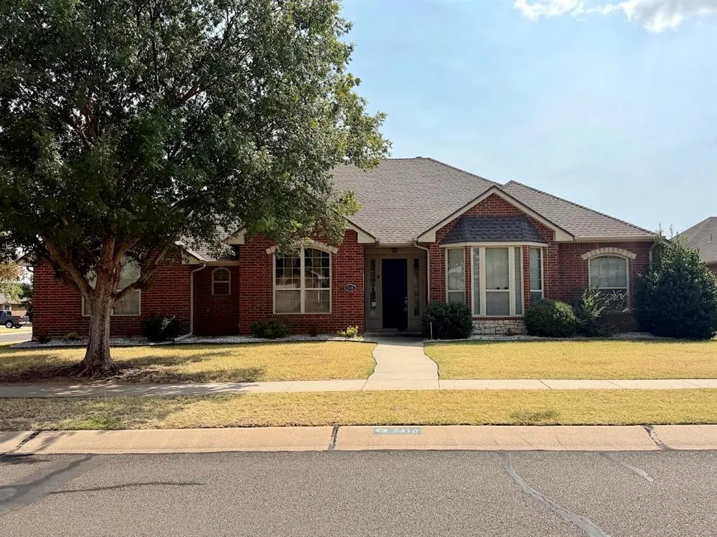Photo 2 — 2416 Birmingham Drive, Norman, OK 73071