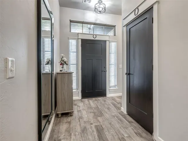 Photo 3 — 16719 Aragon Lane, Oklahoma City, OK 73170