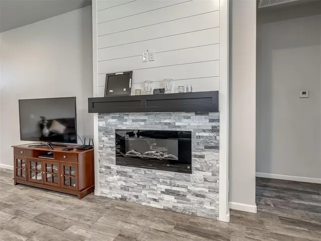 Photo 5 — 16719 Aragon Lane, Oklahoma City, OK 73170