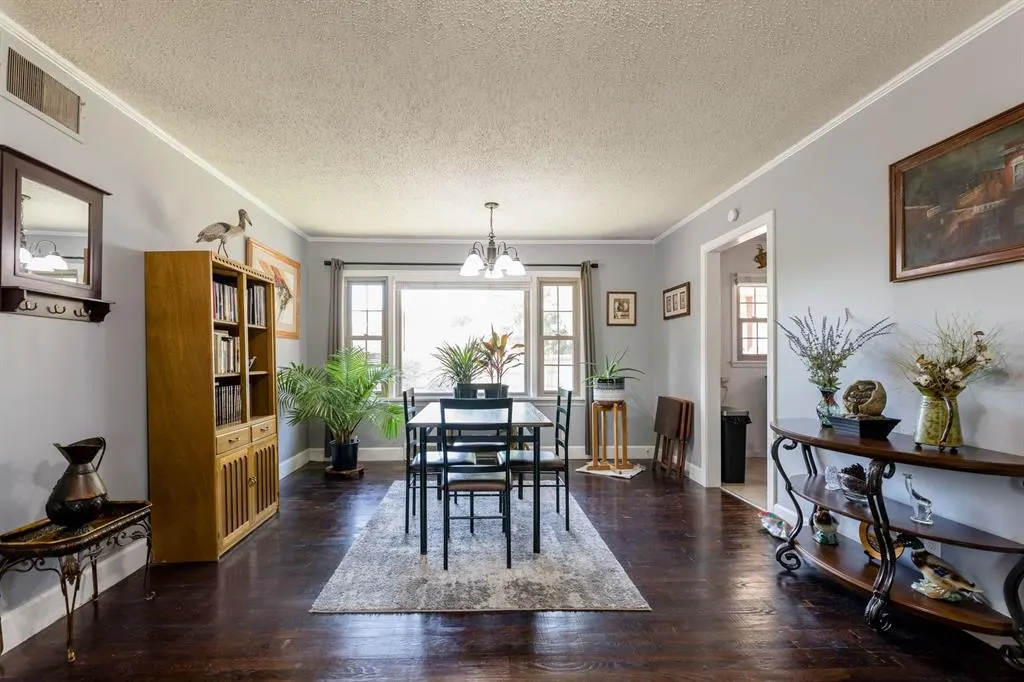Photo 8 — 328 W Country Club Boulevard, Elk City, OK 73644