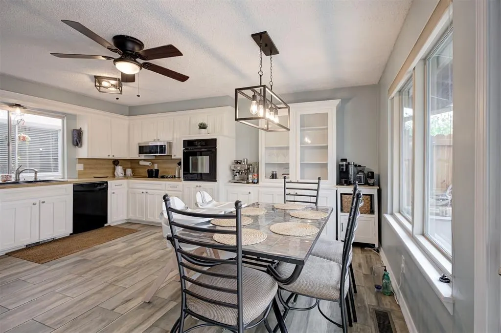 Photo 15 — 10100 Hefner Village Terrace, Oklahoma City, OK 73162