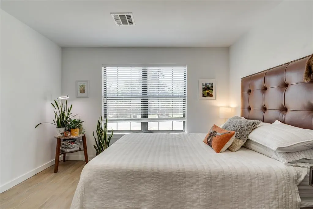 Photo 22 — 1809 NW 14th Street, Oklahoma City, OK 73106