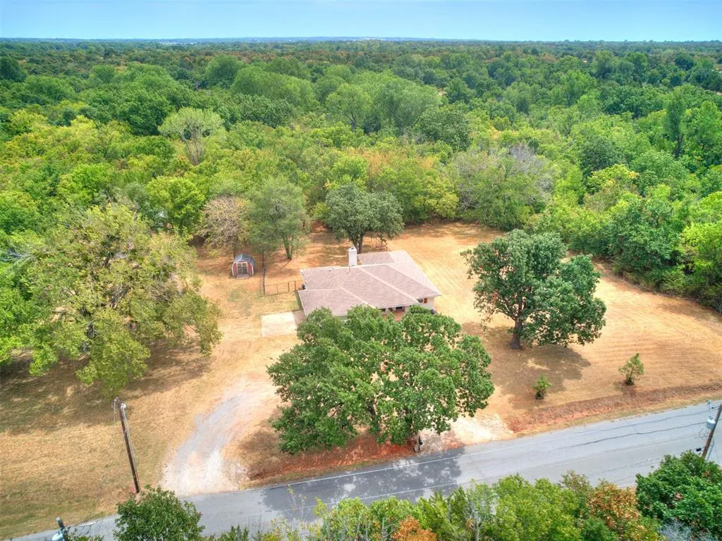 Photo 38 — 1100 SW 4th Street, Jones, OK 73049