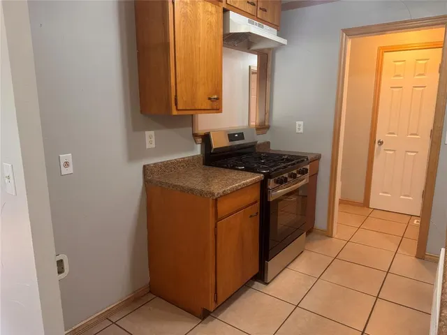 Photo 2 — 117 Ann Arbor Drive, Edmond, OK 73013