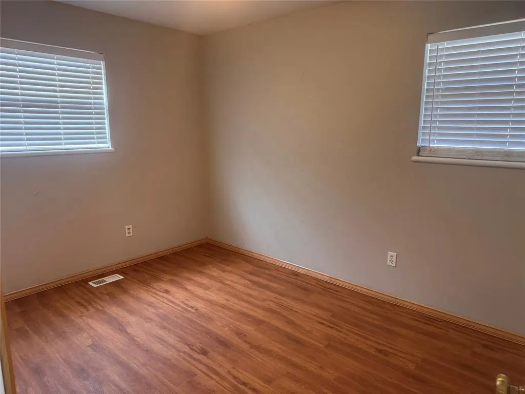 Photo 7 — 117 Ann Arbor Drive, Edmond, OK 73013
