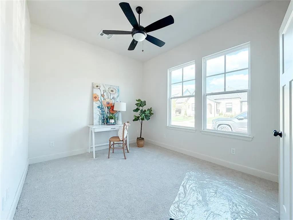Photo 4 — 1917 Parkwood Avenue, Edmond, OK 73034