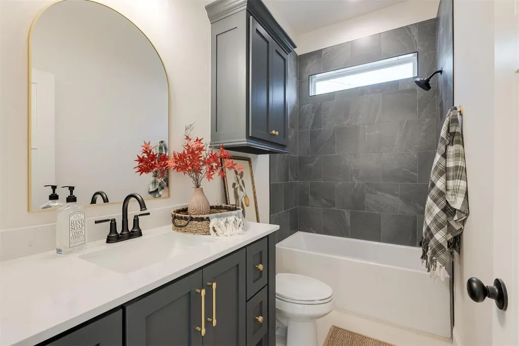 Photo 6 — 1917 Parkwood Avenue, Edmond, OK 73034