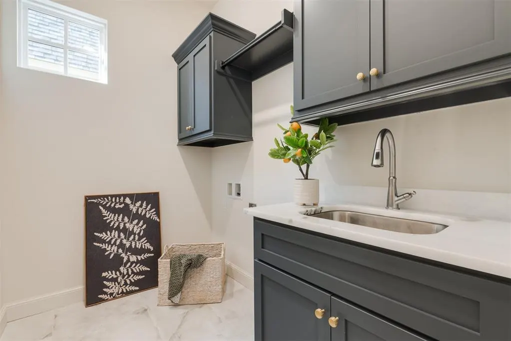 Photo 9 — 1917 Parkwood Avenue, Edmond, OK 73034