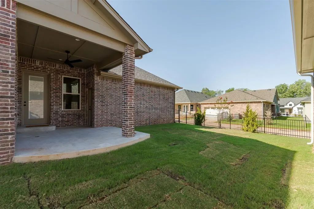 Photo 30 — 1917 Parkwood Avenue, Edmond, OK 73034