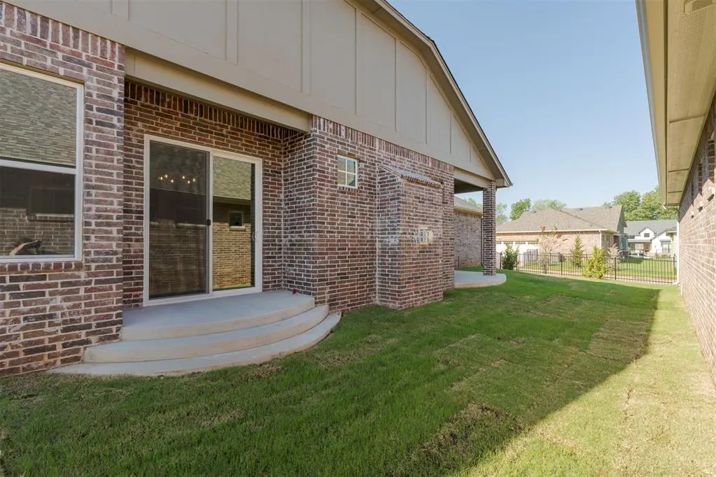 Photo 31 — 1917 Parkwood Avenue, Edmond, OK 73034