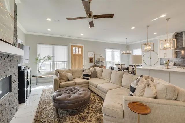 Photo 6 — 923 NW 43rd, Oklahoma City, OK 73118