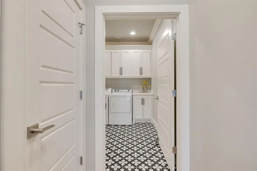 Photo 41 — 923 NW 43rd, Oklahoma City, OK 73118