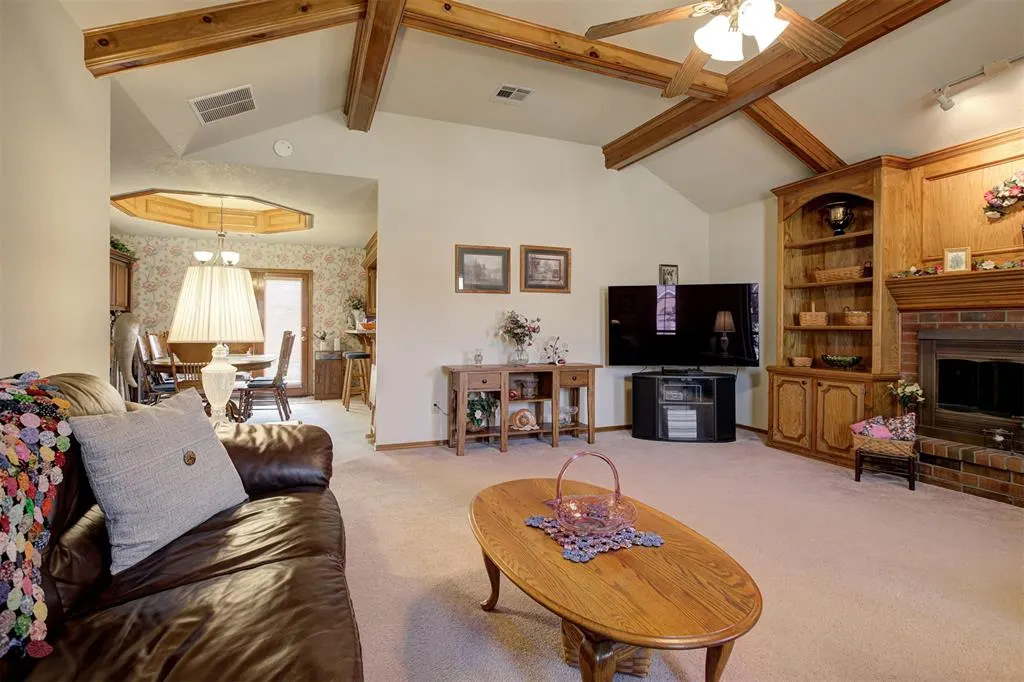 Photo 12 — 13012 Cloverleaf Lane, Oklahoma City, OK 73170
