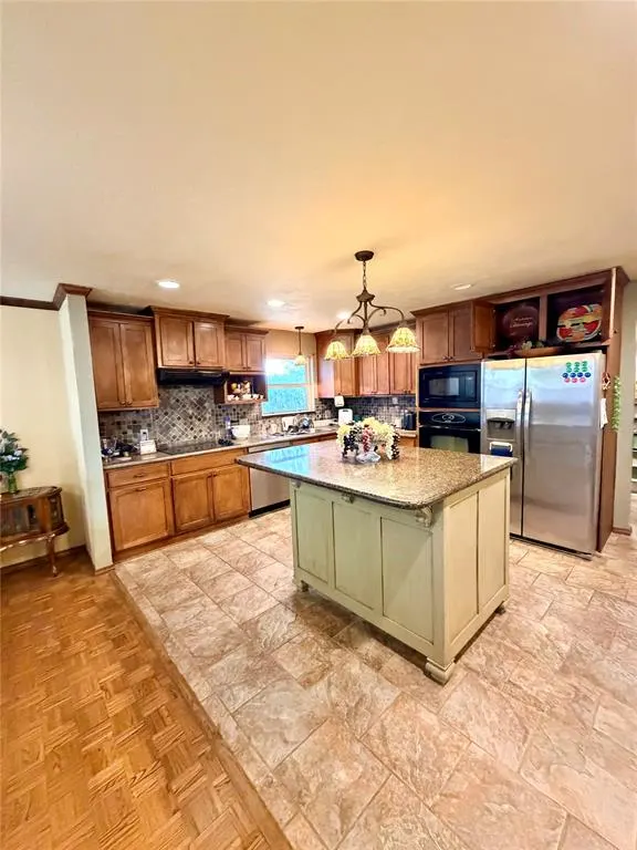 Photo 5 — 5015 N Vermont Avenue, Oklahoma City, OK 73112