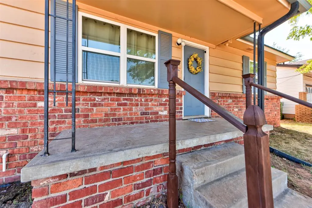 Photo 3 — 1501 Dianna Drive, Yukon, OK 73099