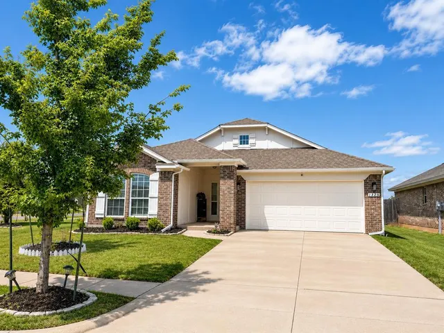 Photo 2 — 11325 NW 133rd Street, Piedmont, OK 73078