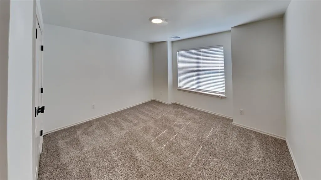 Photo 19 — 701 Caladium Drive, Yukon, OK 73099