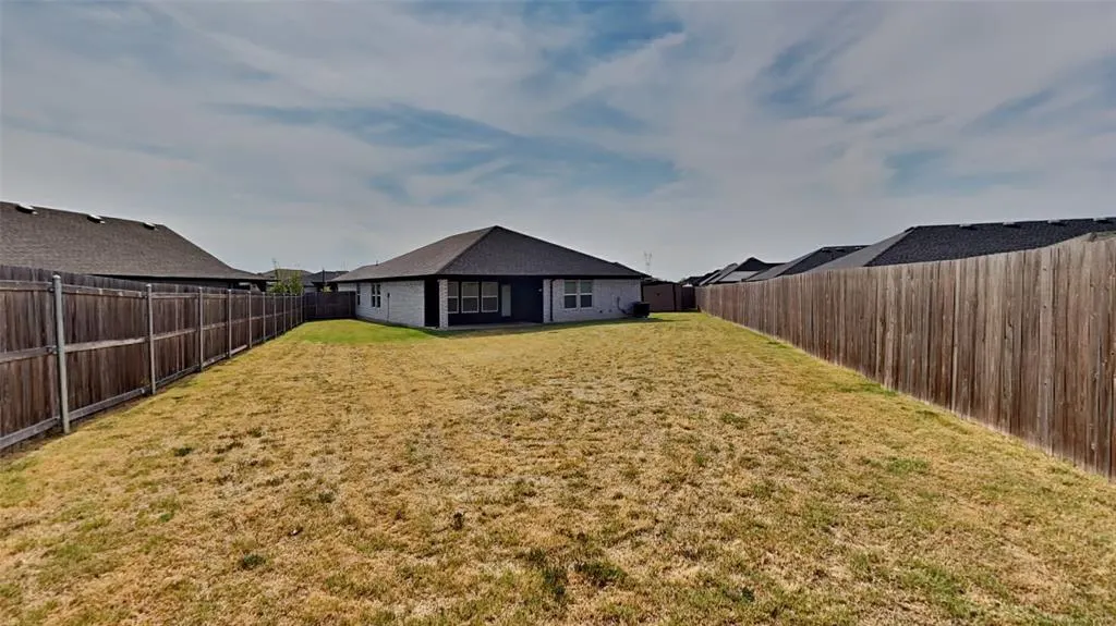 Photo 24 — 701 Caladium Drive, Yukon, OK 73099