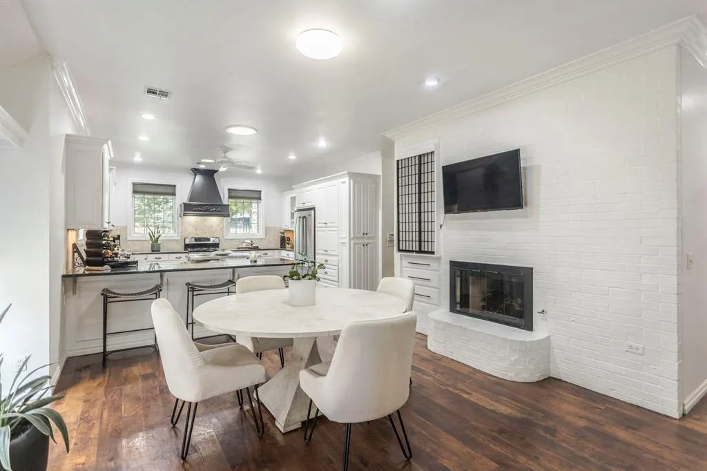 Photo 8 — 11300 Quail Creek Road 5, Oklahoma City, OK 73120