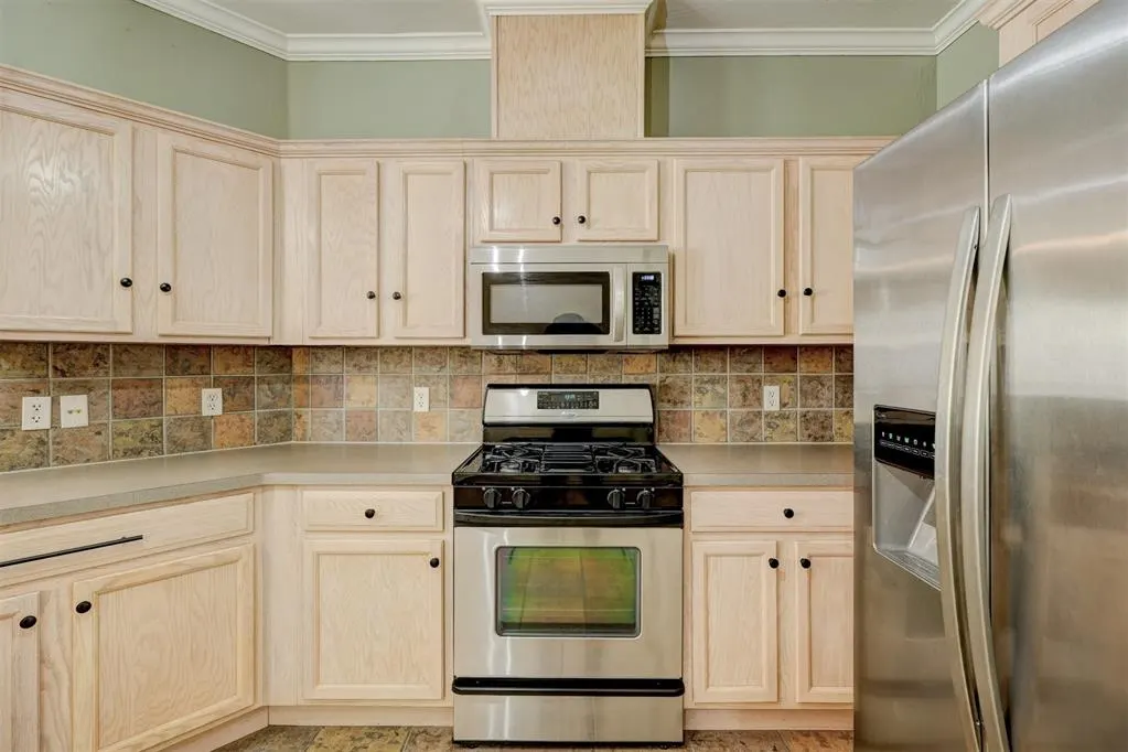Photo 8 — 11016 NW 104th Terrace, Yukon, OK 73099