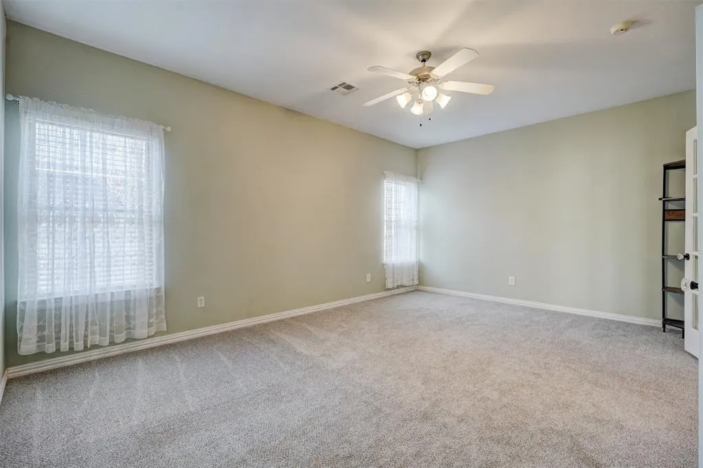Photo 16 — 11016 NW 104th Terrace, Yukon, OK 73099