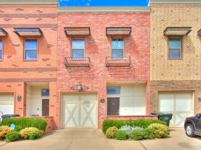 Photo 2 — 491 S Fretz Avenue, Edmond, OK 73003
