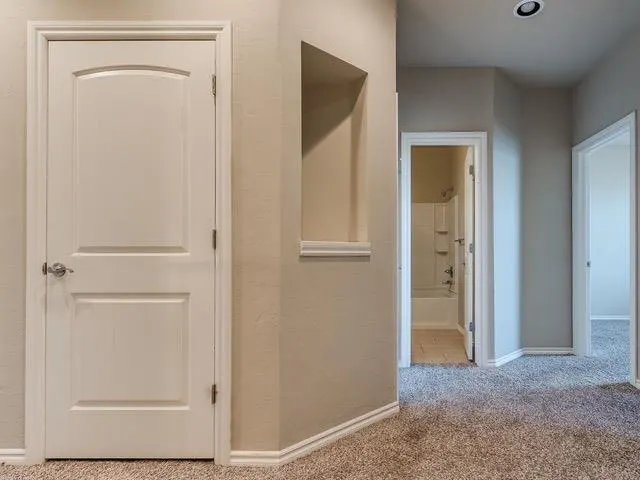 Photo 13 — 491 S Fretz Avenue, Edmond, OK 73003