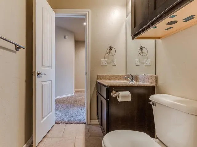Photo 14 — 491 S Fretz Avenue, Edmond, OK 73003