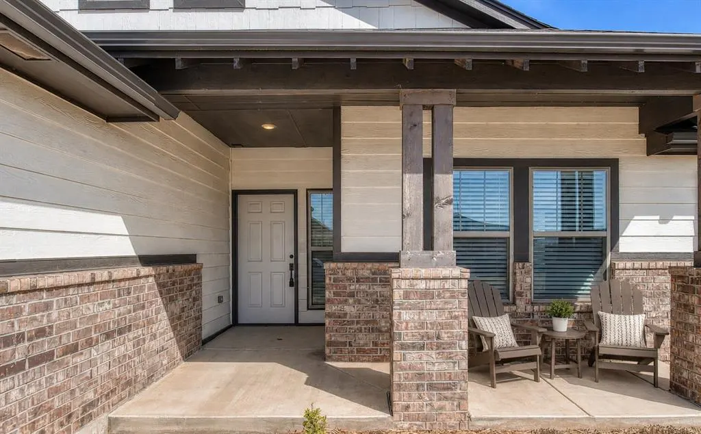 Photo 2 — 13313 SW 5th Street, Yukon, OK 73099