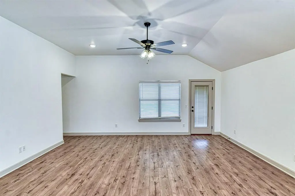 Photo 22 — 13313 SW 5th Street, Yukon, OK 73099
