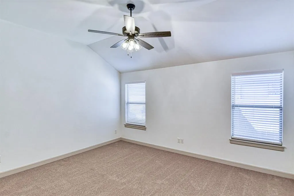 Photo 29 — 13313 SW 5th Street, Yukon, OK 73099