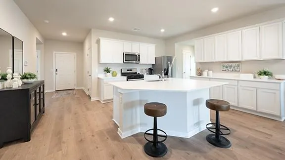 Photo 12 — 7724 Three Woods Lane, Yukon, OK 73099
