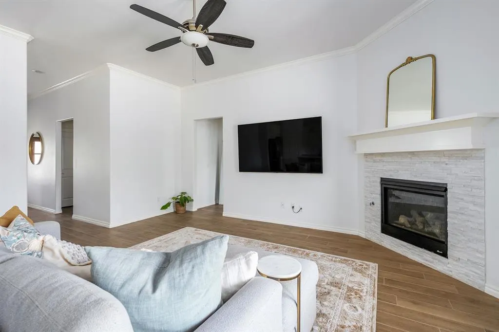Photo 6 — 16121 Villa Valeria Way, Edmond, OK 73013