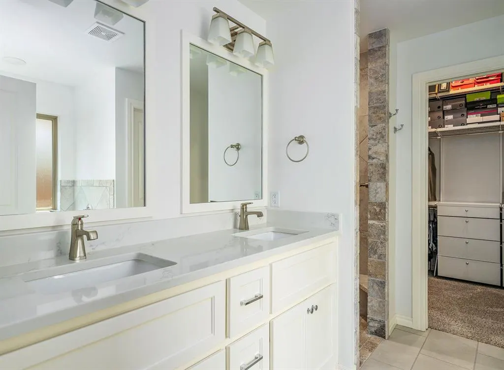 Photo 19 — 16121 Villa Valeria Way, Edmond, OK 73013