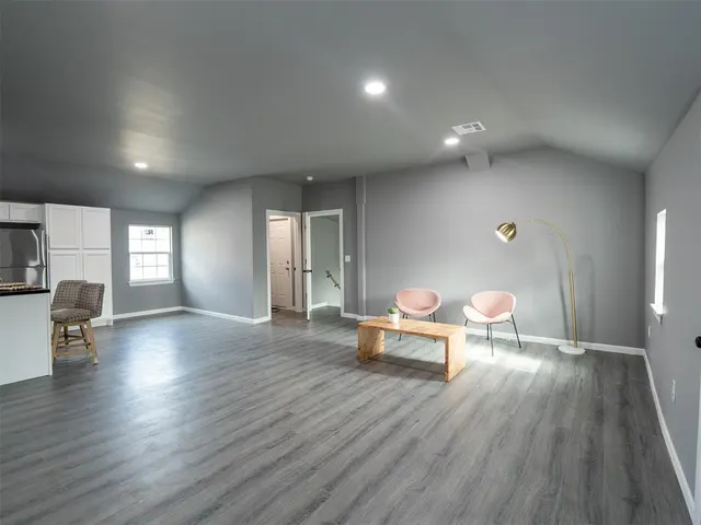 Photo 2 — 628 S Philadelphia Avenue, Shawnee, OK 74801