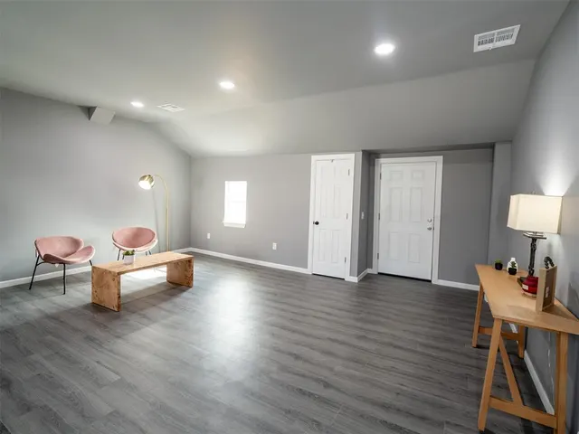 Photo 3 — 628 S Philadelphia Avenue, Shawnee, OK 74801