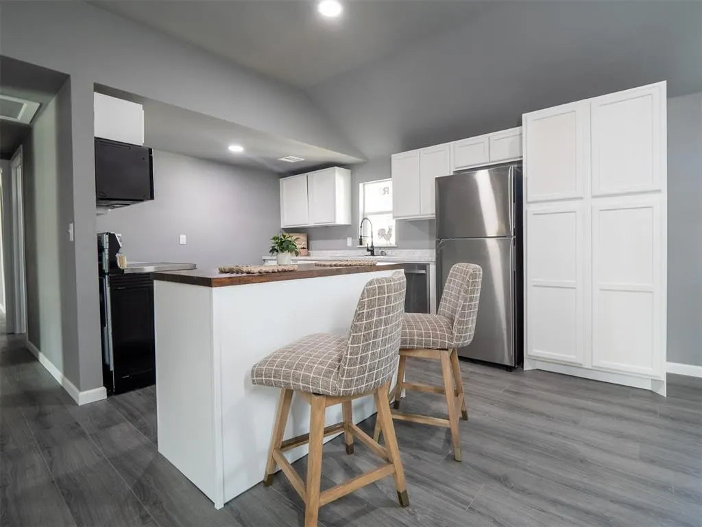 Photo 4 — 628 S Philadelphia Avenue, Shawnee, OK 74801