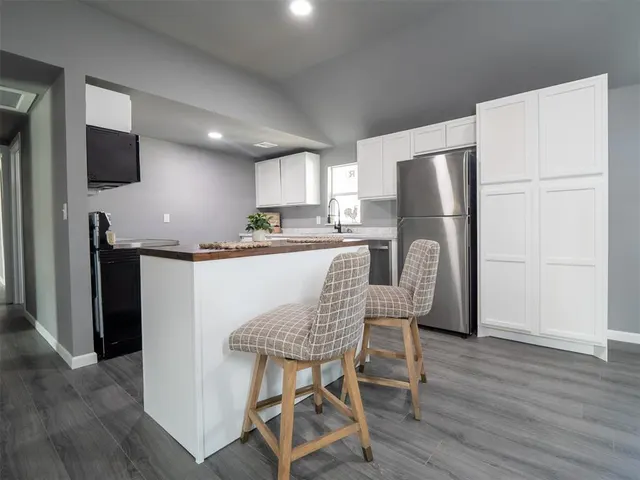 Photo 4 — 628 S Philadelphia Avenue, Shawnee, OK 74801
