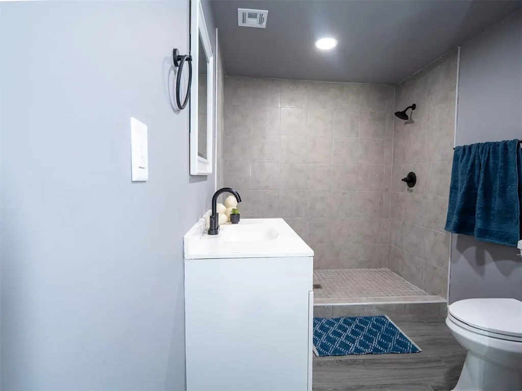 Photo 11 — 628 S Philadelphia Avenue, Shawnee, OK 74801