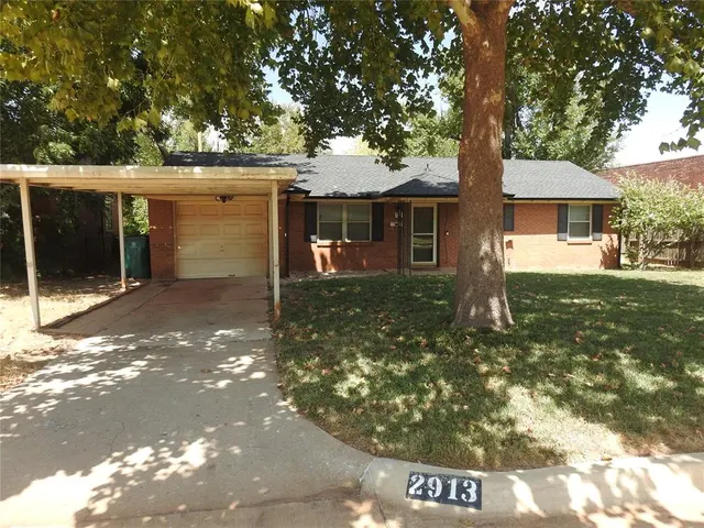 Photo 2 — 2913 NW 70th Street, Oklahoma City, OK 73116