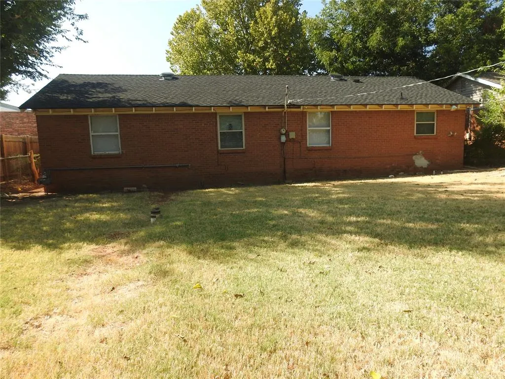Photo 20 — 2913 NW 70th Street, Oklahoma City, OK 73116
