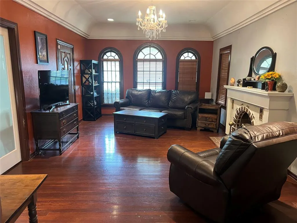 Photo 2 — 2861 NW 20th Street, Oklahoma City, OK 73107