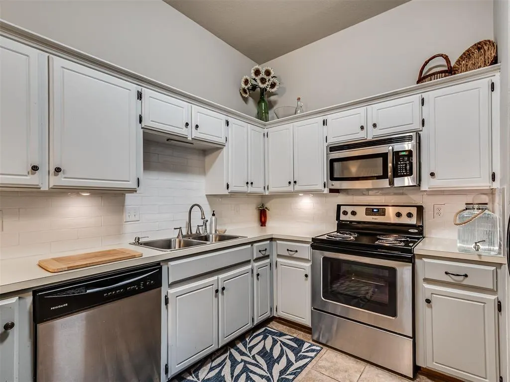 Photo 9 — 317 Colony Drive, Norman, OK 73072