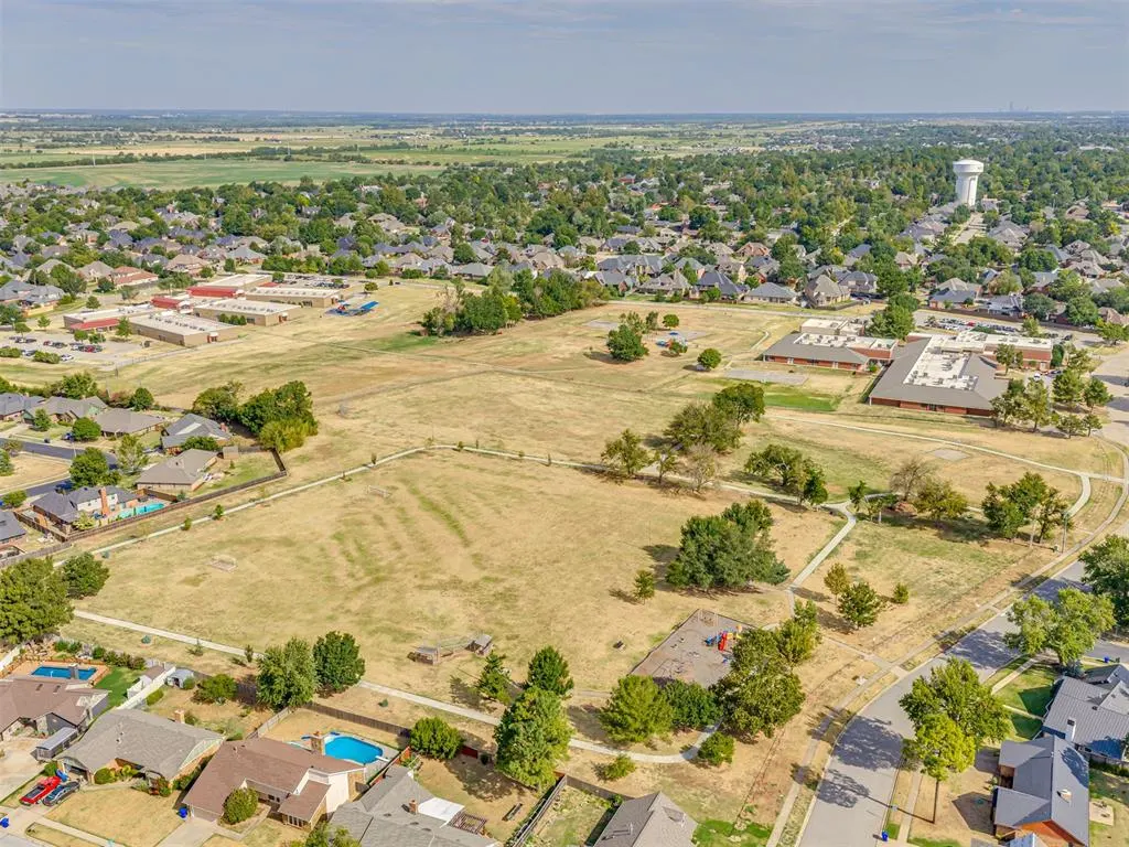 Photo 32 — 317 Colony Drive, Norman, OK 73072