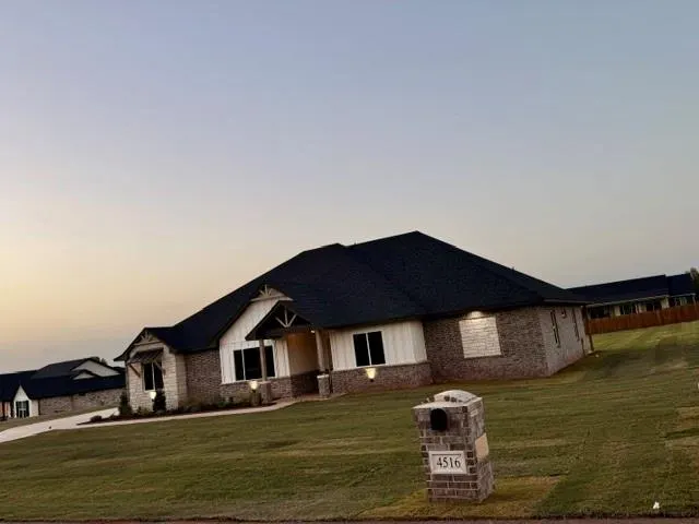 Photo 3 — 4516 Janie Way, Guthrie, OK 73044