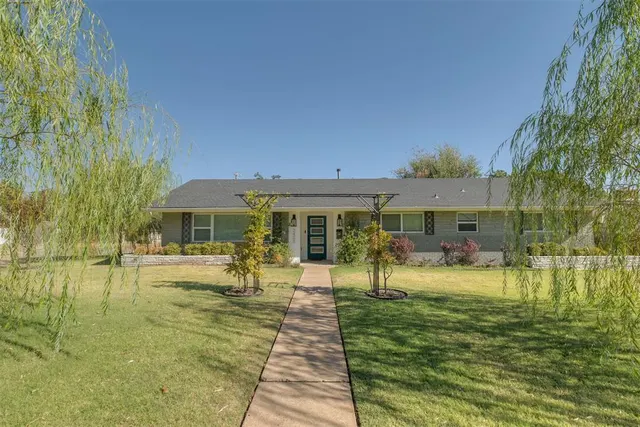 Photo 2 — 2405 NW 59th Street, Oklahoma City, OK 73112